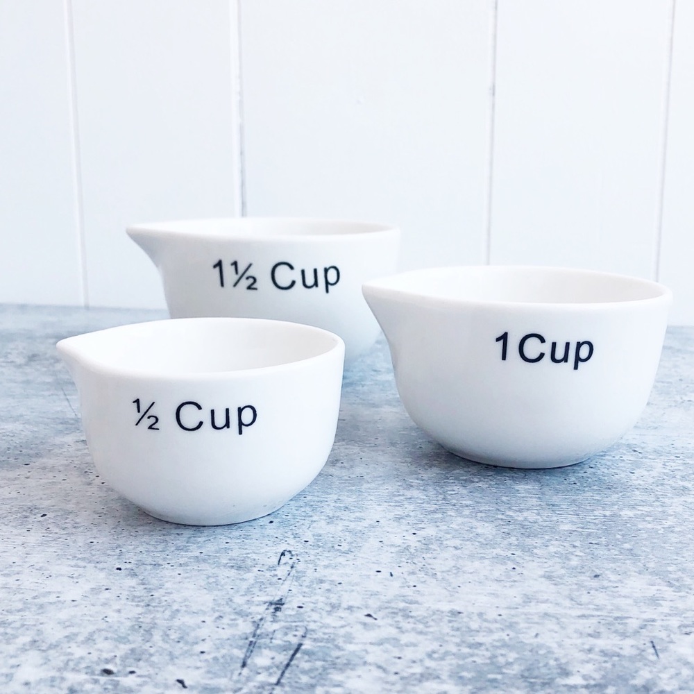 Decorative Kitchen Stacking Measuring Cups